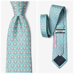 Alynn 100% silk scallops and sand dollars tie